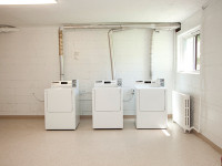 The apartments at 162 Berry Road in Etobicoke are ideally located in the Parklawn neighbourhood, clo... (image 2)