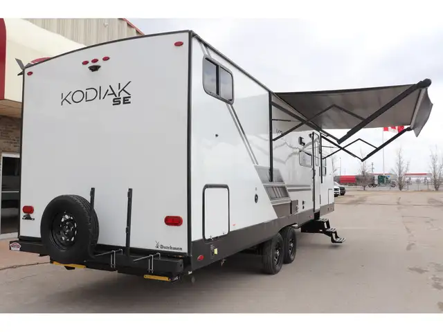 2022 Dutchmen Kodiak SE 28SBH 33FT LIGHT WT, BUNK ROOM/GREAT LAY in Cars & Trucks in Winnipeg - Image 39