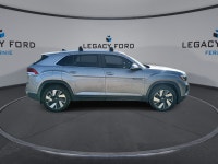 Navigation, Sunroof, Leather Seats, Premium Audio, Cooled Seats! Turn heads with this stylish 2024 V... (image 8)