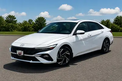 Key Features: ALLOY WHEELS, BLIND SPOT, KEYLESS ENTRY, LANE DEPARTURE WARNING, DIGITAL CLUSTER, ADAP...