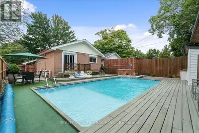 Welcome to 53 Northfield Road, a well-maintained 3+1 bedroom, 2 bathroom bungalow nestled on a quiet...