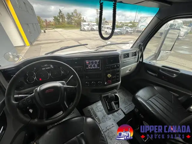 2015 Peterbilt 579 in Heavy Trucks in Saskatoon - Image 12