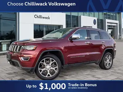 This Jeep Grand Cherokee WK boasts a Regular Unleaded V-6 3.6 L/220 engine powering this Automatic t...