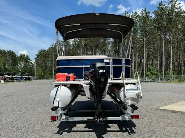 2013 19' STARCRAFT PONTOON 40HP 4-STROKE EFI - 180 HOURS! in Powerboats & Motorboats in Peterborough - Image 5