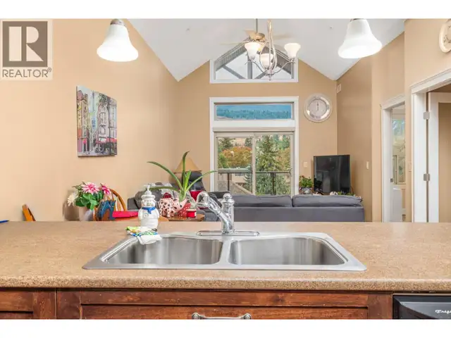 9100 Mackie Drive Unit# 212 Coldstream, British Columbia in Condos for Sale in Vernon - Image 14