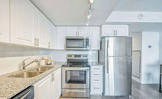 Available now, 1-bedroom Condo in North York $ 2,000/- dans Locations longue durée dans Ville de Toronto - Image 18