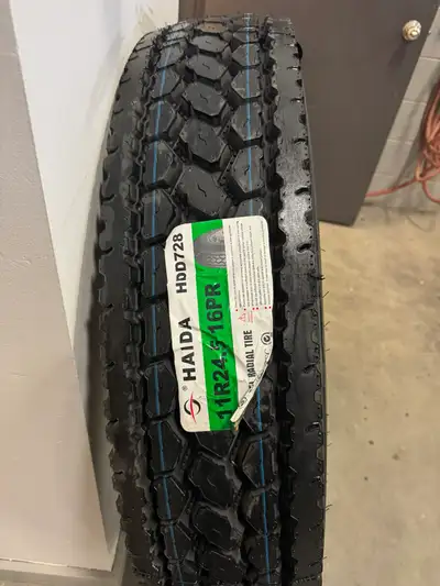 Premium COPARTNER closed shoulder DRIVE tire 11R22.5 11R24.5 Designed with a deeper pattern to enhan...