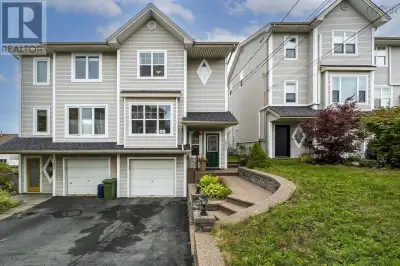Your dreams of Peninsula living can now be reality at 3853 Rockhead Court, tucked on a quiet cul-de-...