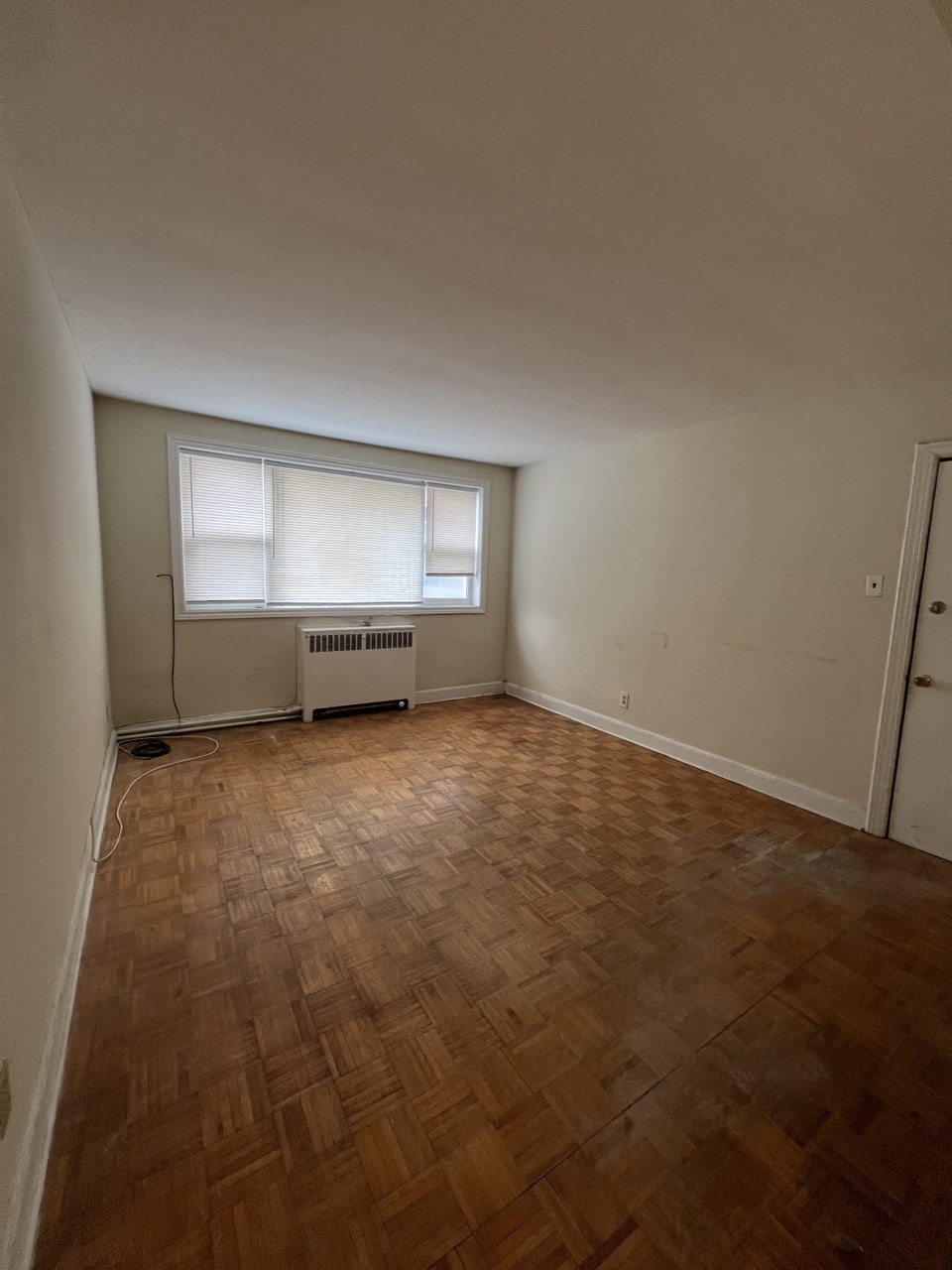 196 Waverley Street - 2 Bedroom 1 Bathroom Apartment for Rent 4