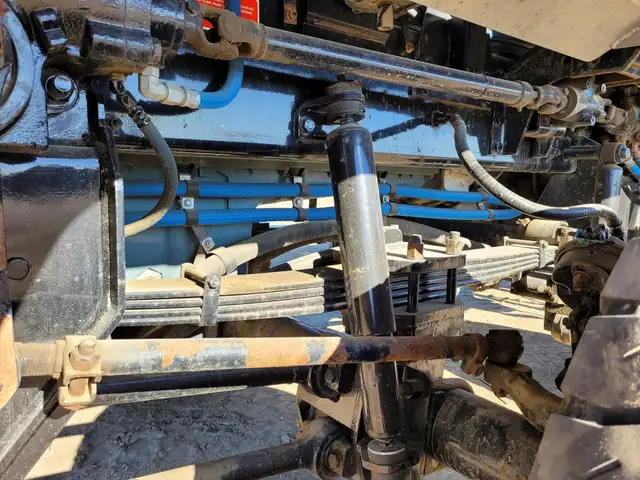 2013 WESTERN STAR 6900XD in Heavy Trucks in Saskatoon - Image 82