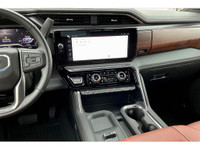 2025 GMC Sierra 3500HD Denali Ultimate The 2025 GMC Sierra 3500HD Denali Ultimate defines heavy-duty... (image 9)
