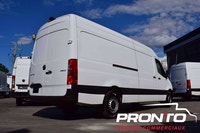 AC ** Cruise ** Bluetooth ** 170WB ** Toit Haut ** Camera de Recul ** Tapis et protecteur latéraux *... (image 9)