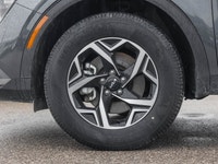 2024 Kia Sportage LX AWD | LANE KEEP ASSIST | CARPLAY The 2024 Kia Sportage LX AWD is the entry-leve... (image 3)