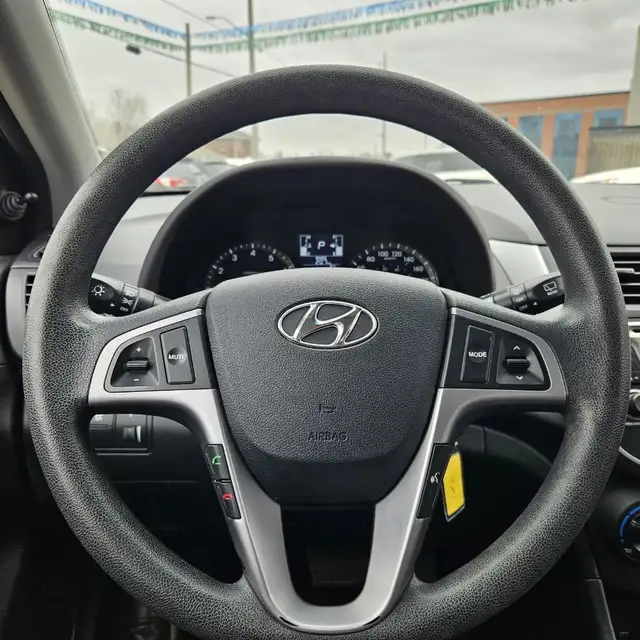 2017 Hyundai Accent SE in Cars & Trucks in St. Catharines - Image 14