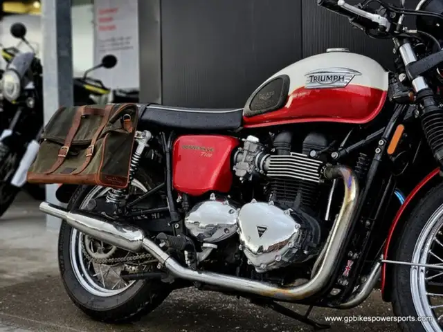 2013 Triumph Bonneville T100 in Street, Cruisers & Choppers in Oshawa / Durham Region - Image 11