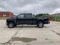 The 2023 Ford Super Duty F-250 4x4 Crew Cab Lariat is packed with a robust suite of premium options... (image 9)