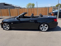 All vehicles come with a full vehicle History Report, ask to see it! 2010 BMW 328 convertible featur... (image 4)