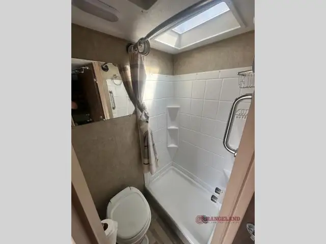 2019 Forest River RV Viking 17FB in Travel Trailers & Campers in Calgary - Image 8
