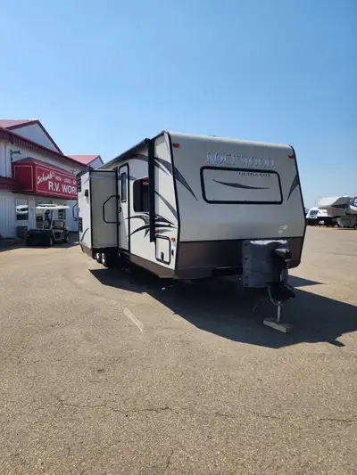 Are you looking for an amazing holiday trailer that is comparable or better than a Forest River, Gra...