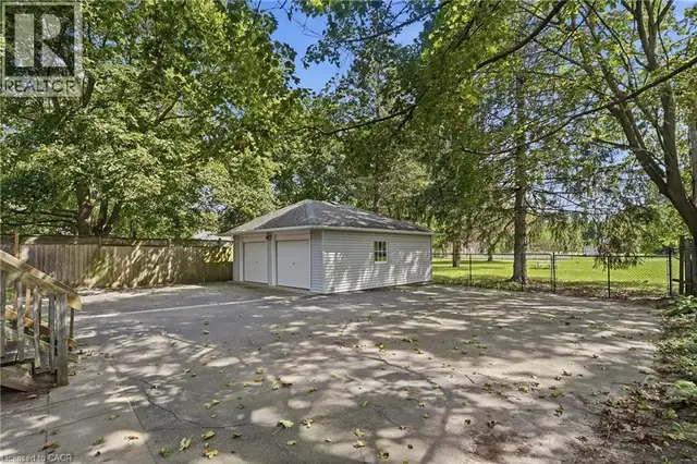 103 MARLBOROUGH Avenue Kitchener, Ontario in Houses for Sale in Kitchener / Waterloo - Image 4