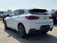 AMVIC Licensed Dealer * Panoramic Sunroof * Heated Front Leather Seats * HD Rear Vision Camera * Mem... (image 5)