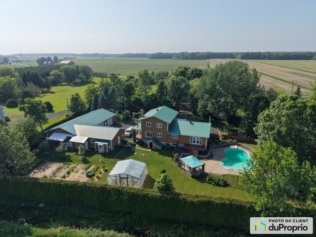 $660,000 - 2 Storey for sale in St-Edouard-De-Lotbiniere — photo 1