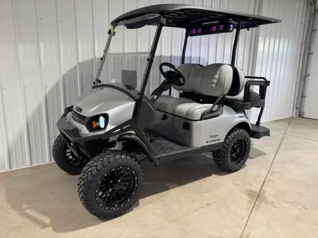 2026 EZGO EXPRESS S4 SUMMIT XT in ATVs in Vernon - Image 10