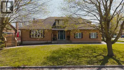 You know a good street the moment you turn onto it. This one has mature trees, an easy quiet, and ho...