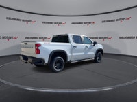 // ACCIDENT FREE!! // Built for hard work and weekend fun, this 2023 Chevrolet Silverado 1500 LT Tra... (image 7)