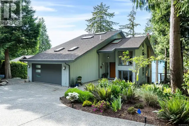 958 Lands End Rd North Saanich, British Columbia in Houses for Sale in Victoria - Image 3