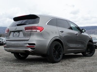 The 2016 Kia Sorento 2.0L Turbo SX AWD is a sophisticated SUV that captivates with its stylish gray... (image 1)