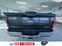 ===== Key Features ===== * 42,486 km * One owner * No reported accidents * Laramie trim * 4WD (four-... (image 3)