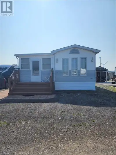 Charming Seasonal Retreat in Haldimand County. Looking for a well-maintained, clean and affordable h...