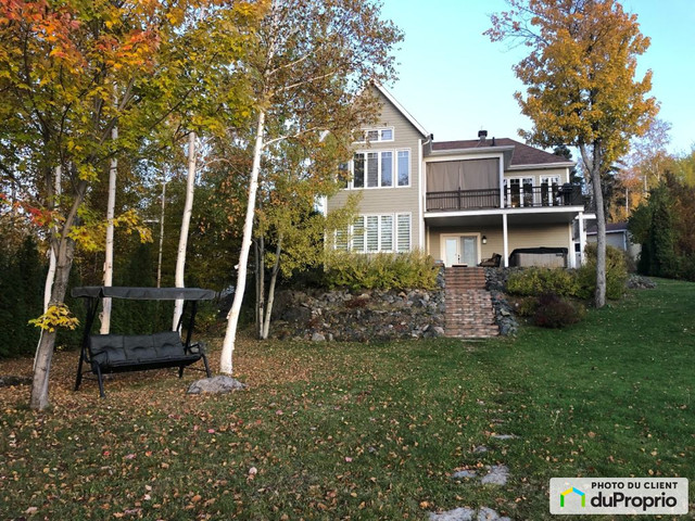 785 000$ - Bungalow à vendre à Jonquière (Lac-Kénogami) dans Maisons à vendre  à Saguenay