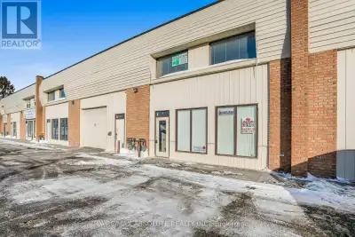 Potential rental income of $3,500+ per month makes this impressive 2,000 sq ft commercial condo an a...