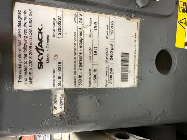 2013 SKYJACK SJ3219 Electric Scissor Lift in Heavy Equipment in Hamilton - Image 6