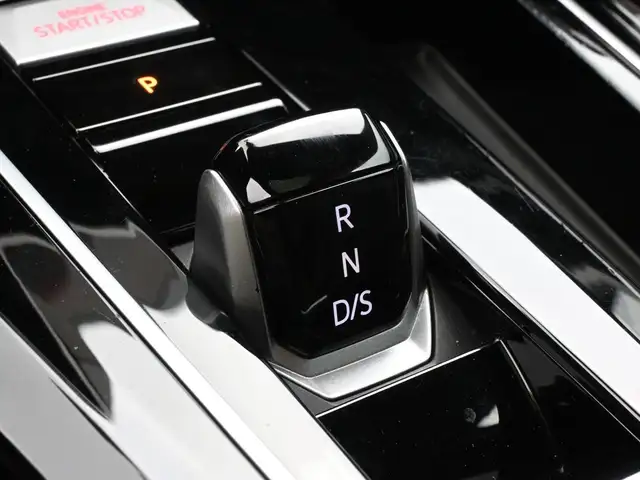 2024 Volkswagen Golf GTI Performance Heads Up Display | Leather  in Cars & Trucks in City of Halifax - Image 10