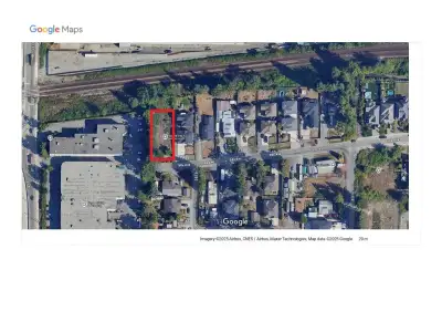 Development Potential in Prime Walnut Grove Location@ Rare opportunity with the potential to stratif...