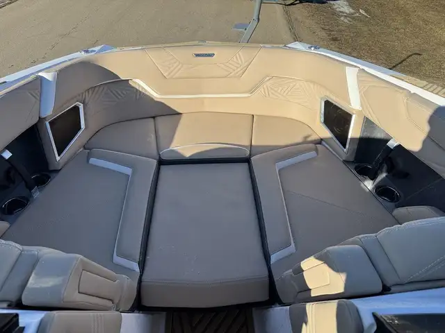 2025 Mastercraft XStar 23 in Powerboats & Motorboats in St. Albert - Image 16