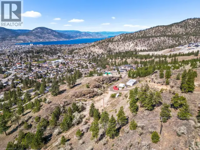 138 SALIKEN Drive Penticton, British Columbia in Houses for Sale in Penticton - Image 8
