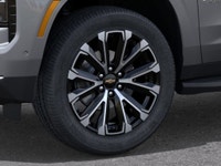AMVIC Licensed Dealer 2026 Chevrolet Suburban AMVIC Licensed Dealer Kijiji Engine: 8 Cylinder Engine (image 8)