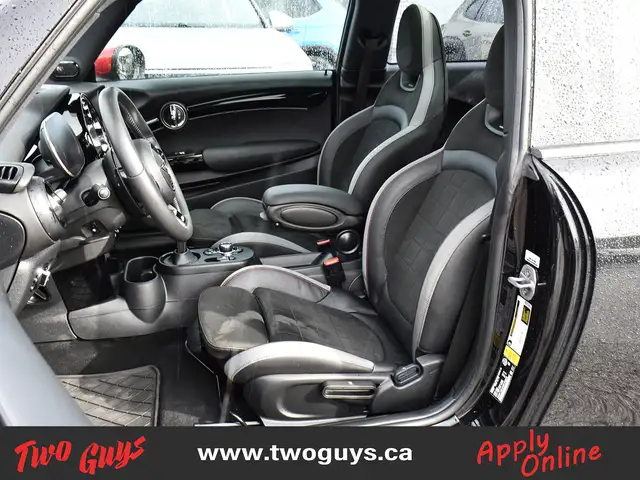 2024 MINI 3 Door JCW Auto | Premier+ | Nav | Panoroof | in Cars & Trucks in St. Catharines - Image 16