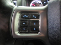 RAM 1500 2021 CLASSIC WARLOCK SLT ÉDITION V-8 5.7 HEMI CREW-CAB BOITE 5.7 PIEDS 4X4 / GPS NAVIGATION... (image 8)