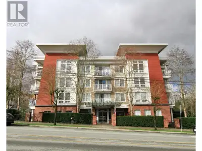 Bright, spacious and updated 2 bedroom, 2 bath corner unit close to downtown Maple Ridge. The list o...