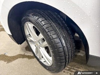 Indulge in unparalleled comfort and advanced technology with this stunning 2020 Chevrolet Equinox Pr... (image 9)