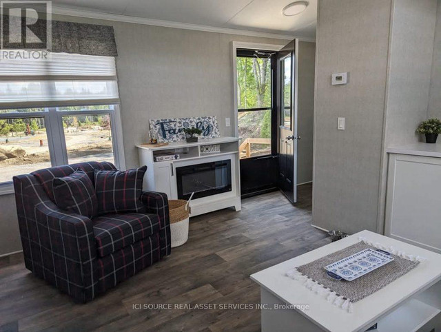 LKR036 - 1047 BONNIE LAKE CAMP ROAD Bracebridge (Macaulay), Onta in Houses for Sale in Muskoka - Image 3