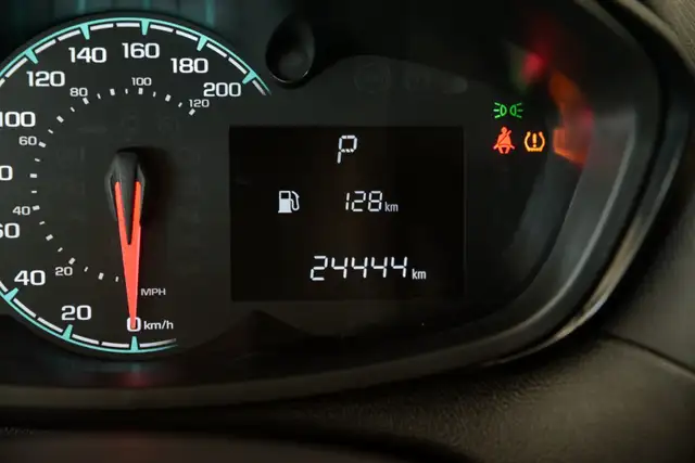 2022 Chevrolet Spark LS Carplay Caméra de recul Bluetooth in Cars & Trucks in Longueuil / South Shore - Image 9