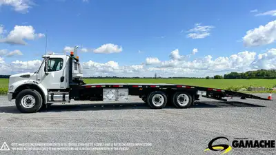 Heavy truck - # STOCK: C-33359 2008 FREIGHTLINER M2 112 CAMION PLATE FORME 2008 FREIGHTLINER M2 112...