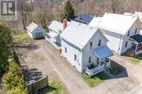 414 MOFFAT STREET Pembroke, Ontario