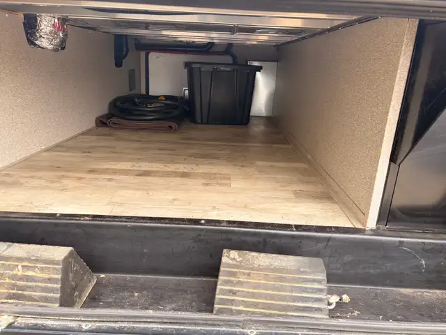 2018 Keystone SPRINTER 29 FWBH in Travel Trailers & Campers in St. Albert - Image 4